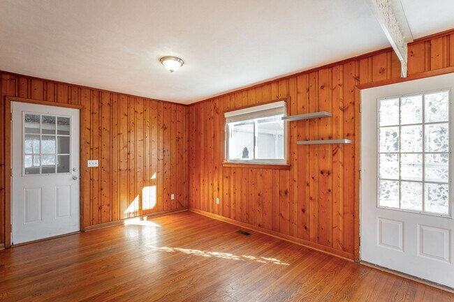 Building Photo - 3613 Old Ringgold Rd