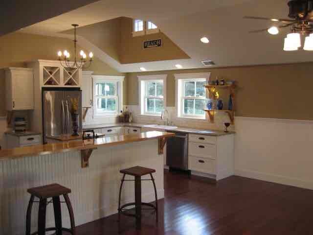 Building Photo - 7822 Lakewood