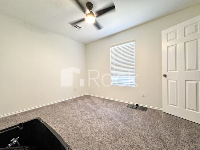 Building Photo - 321 Karlee Ln.