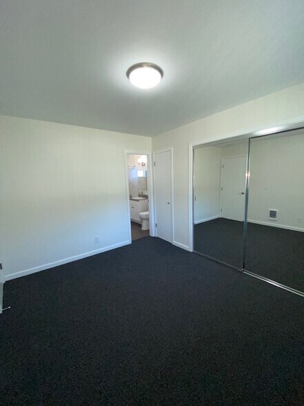 Building Photo - 66 Mar Vista Dr
