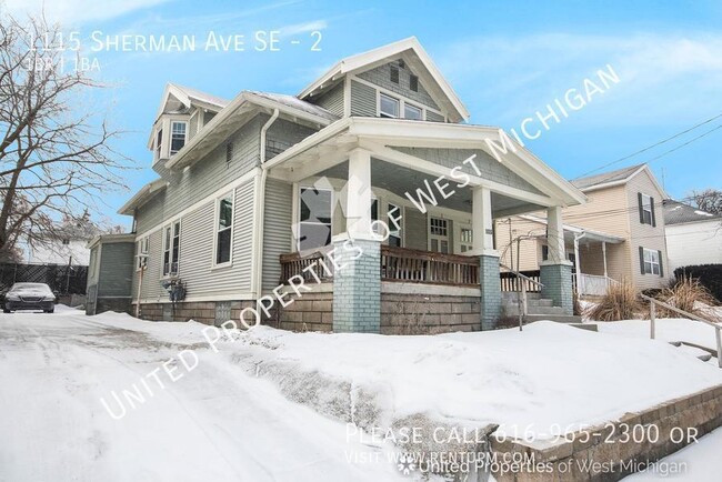 Building Photo - Available Now | Spacious One Bedroom Apart...