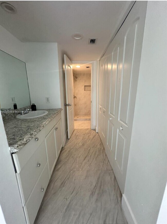 Building Photo - 8275 SW 152nd Ave