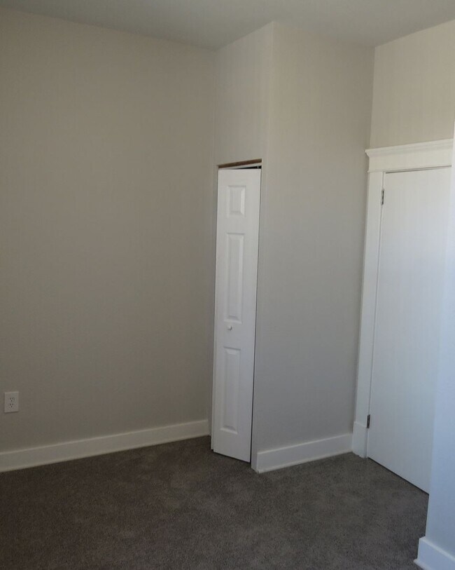 Building Photo - Downtown Oasis - Move In Ready!!!