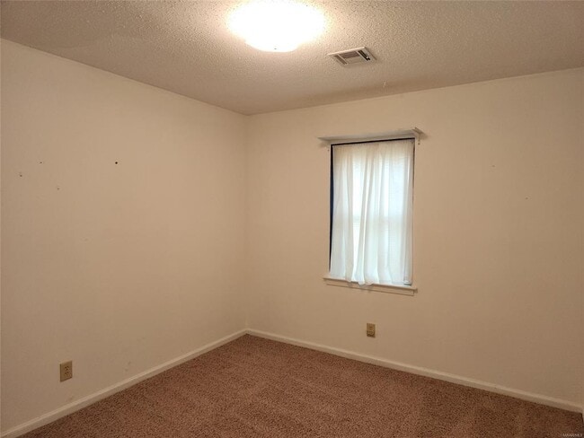 Building Photo - 117 Alecia Dr