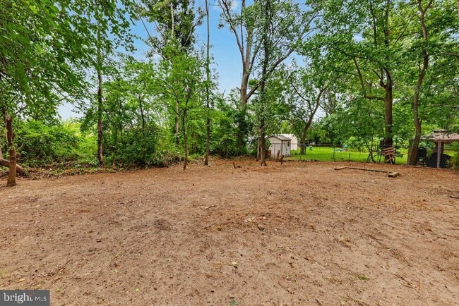 Building Photo - 2709 Creek Rd