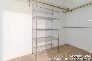 Building Photo - 9319 Oak Ledge Dr