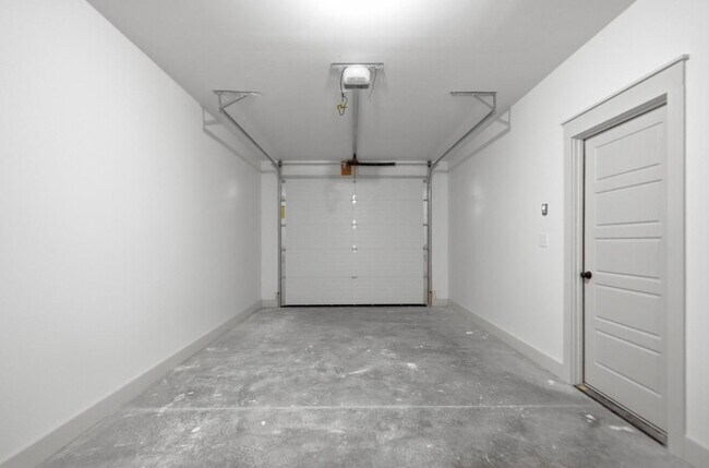 Building Photo - 155 Dedman St