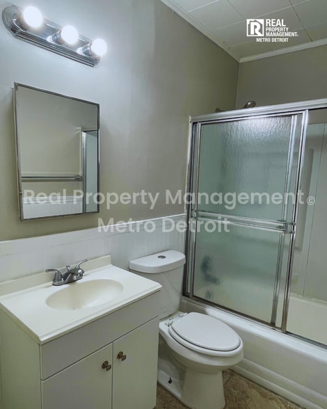 Building Photo - 11067 Hupp Ave