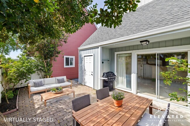 Building Photo - 8244 Windmill Farms Dr