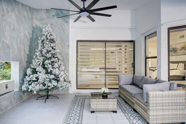 Building Photo - 13302 Doubletree Cir