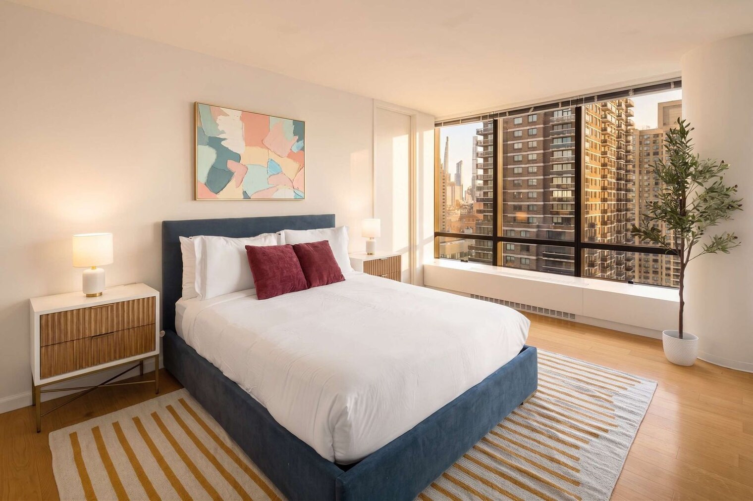 Building Photo - 525 E 72nd St