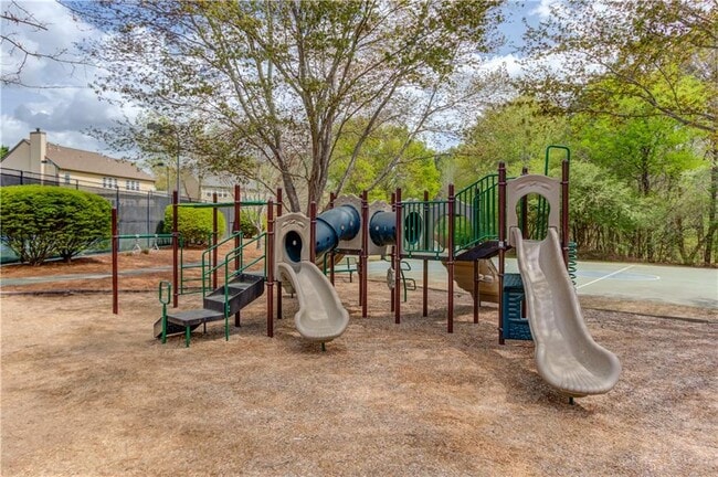 Building Photo - 5135 Amberden Hall Dr