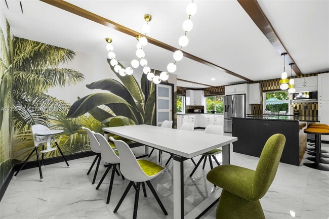 Building Photo - 10366 NW 15th St