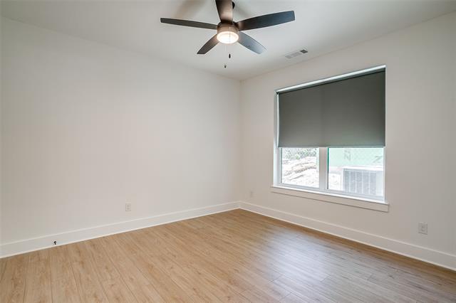Building Photo - 2345 Benbrook Dr
