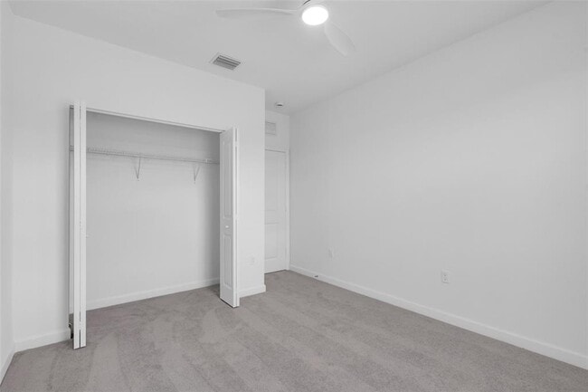 Building Photo - 105 SW 184th Ave