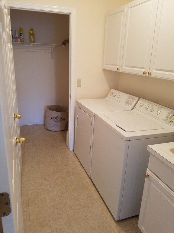 Building Photo - 5476 Victory Cir