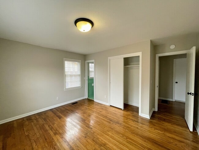 Building Photo - 615 Austin Dr NW