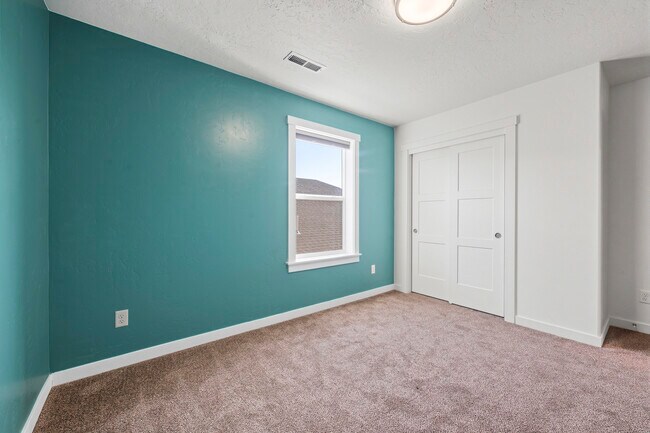 Building Photo - 7578 E Wheatley St