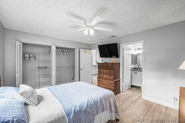 Building Photo - 2826 Stoneway Ln