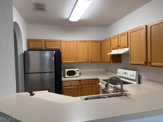 Building Photo - 10052 Pacific Pines Ave