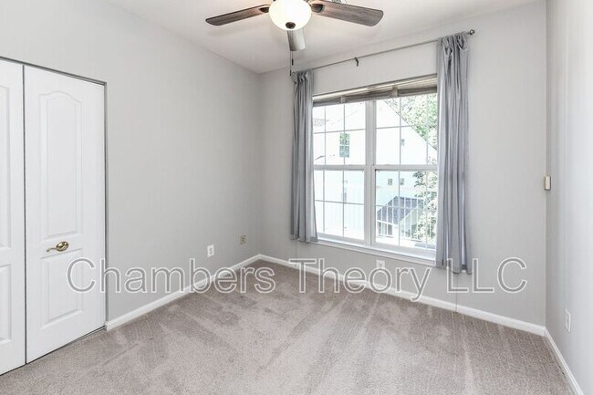 Building Photo - 6611 Netties Ln