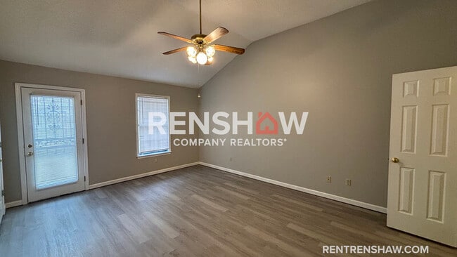 Building Photo - 4198 Meadow Valley Dr E