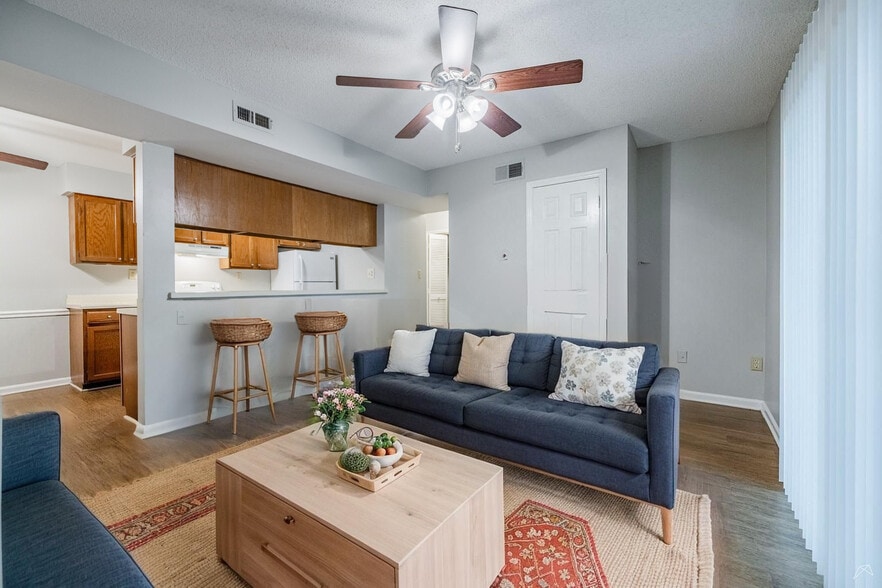 Primary Photo - Forest Village