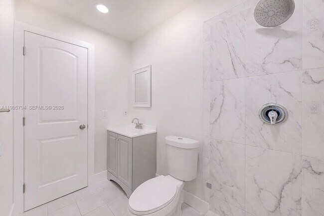 Building Photo - 2436 NW 11th St