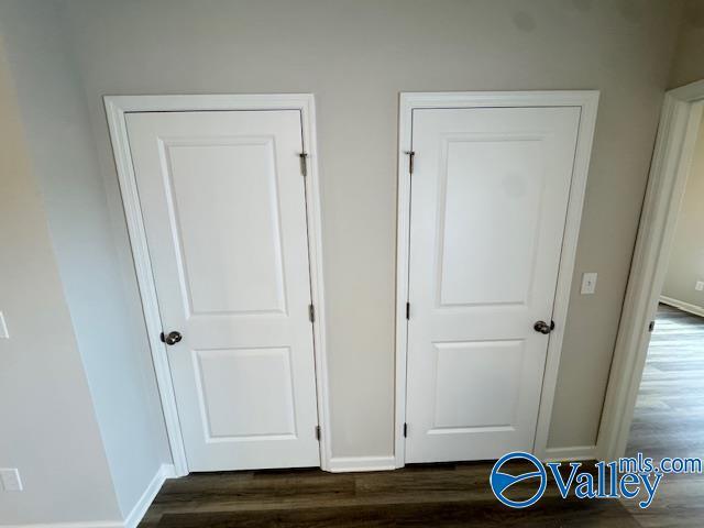 Building Photo - 123 Foster Wy Dr