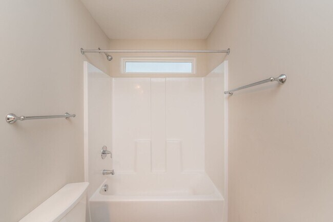 Building Photo - Beautiful and spacious 2 Story in Summerto...