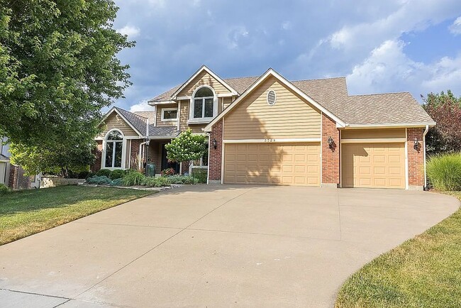 Building Photo - 3728 SW Stonybrook Dr