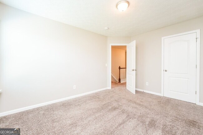 Building Photo - 5228 McEver View Dr