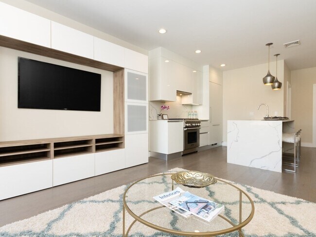 Building Photo - 39 A St