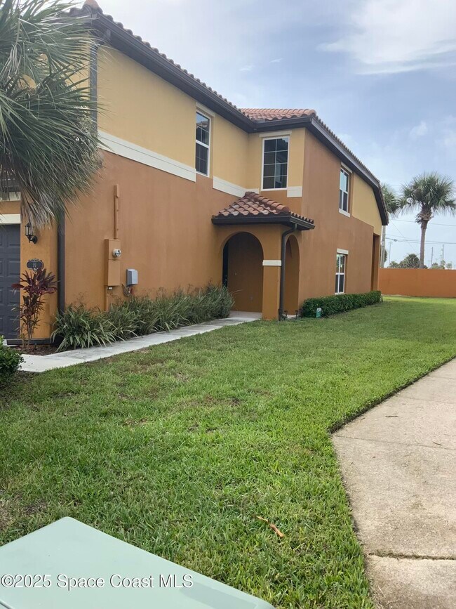 Building Photo - 99 Montecito Dr