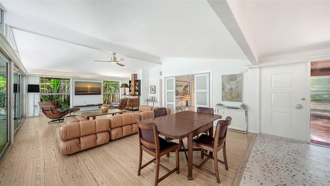 Building Photo - 4830 Higel Ave