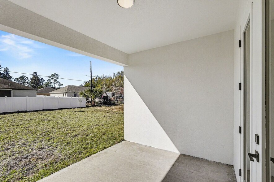 Building Photo - 276 Americana Blvd NW