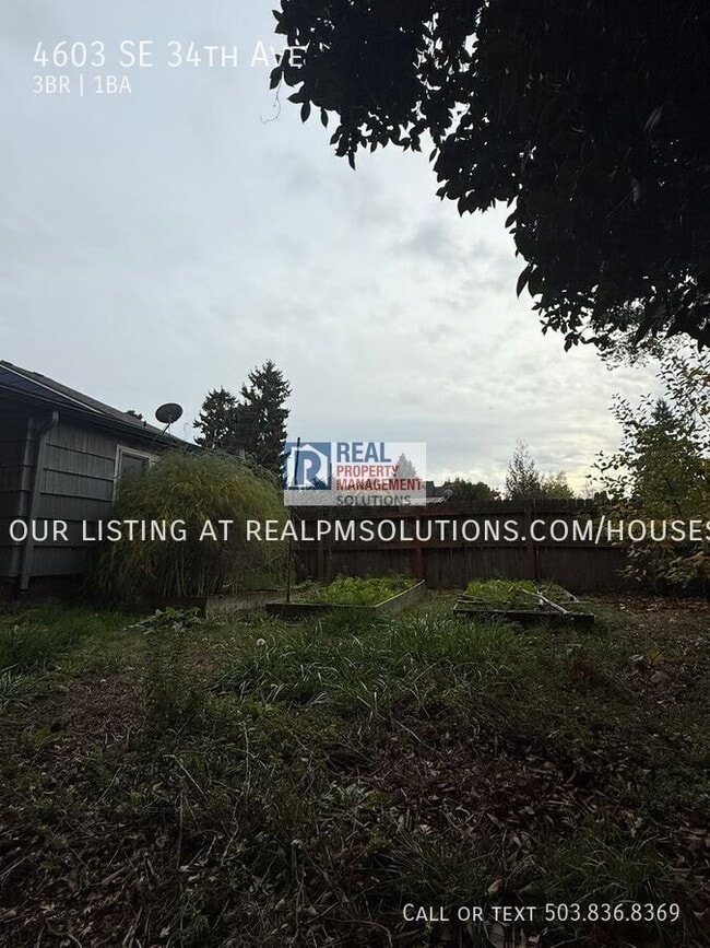 Building Photo - 4603 SE 34th Ave