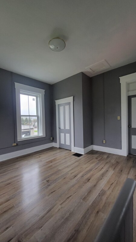 Building Photo - 10 Kirk Ave