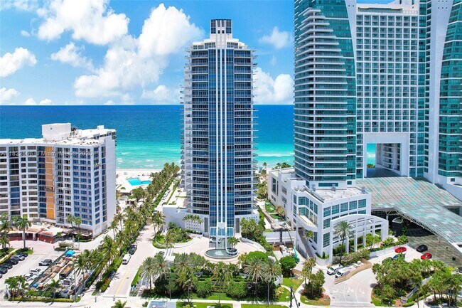 Building Photo - 3535 S Ocean Dr