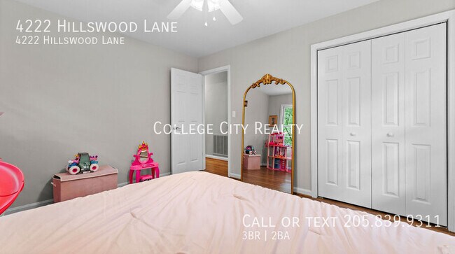 Building Photo - 4222 Hillswood Ln