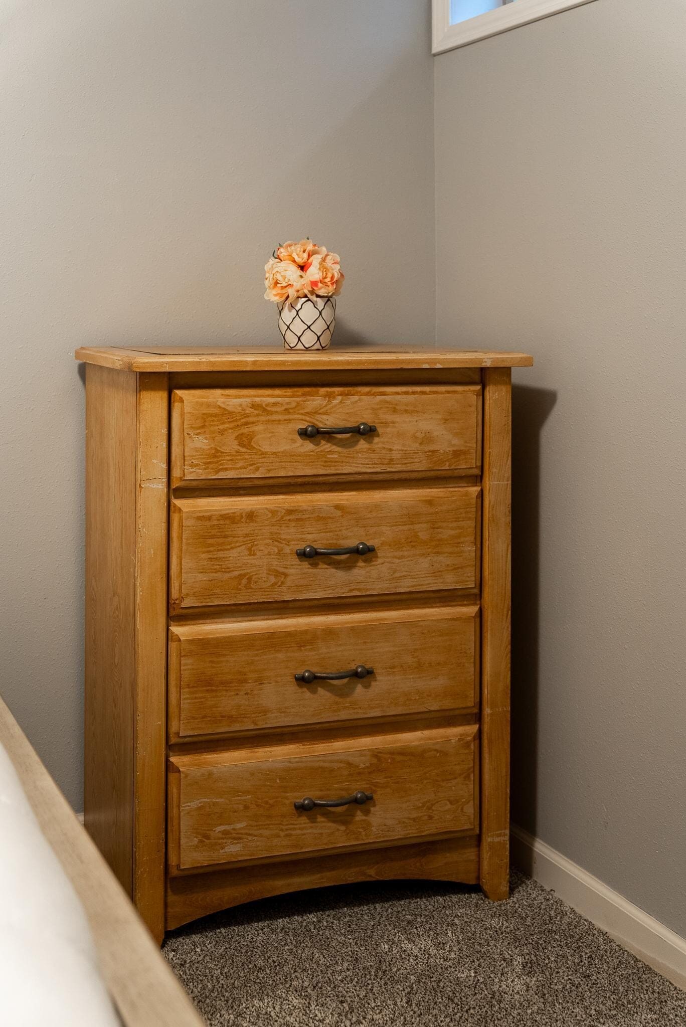 Building Photo - 1304 E Sylvan Cir