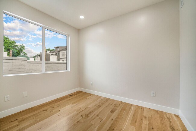 Building Photo - Back Duplex in Denver's Jefferson Park Neighborhood