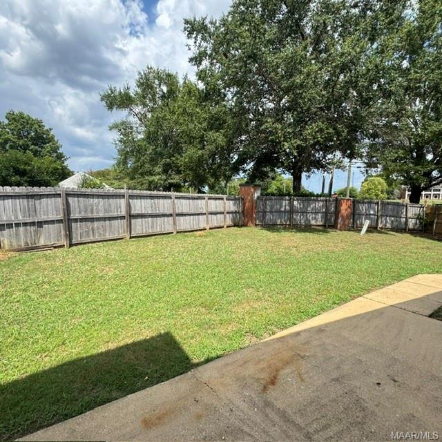 Building Photo - 8301 Grand Oaks Ct