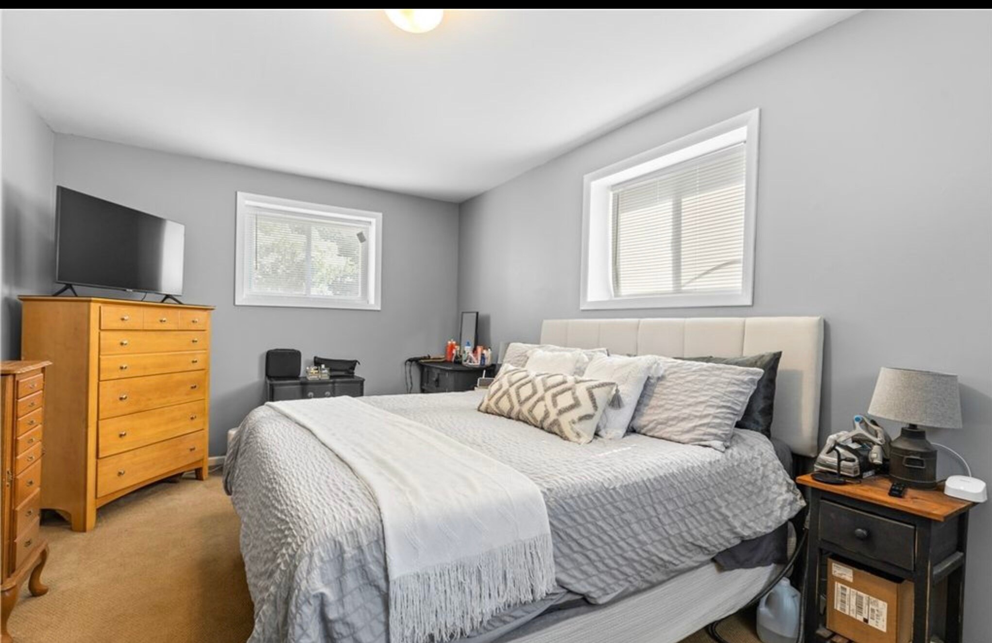 Building Photo - 10030 Hillside Ter