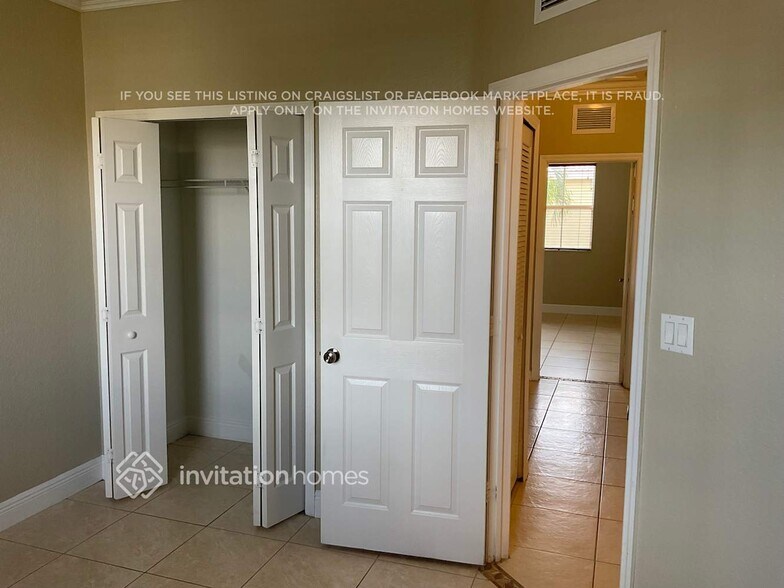 Building Photo - 13758 SW 116th Ln