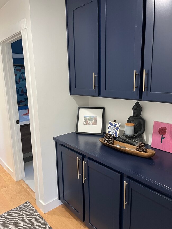 Building Photo - 4340 Snowberry Way