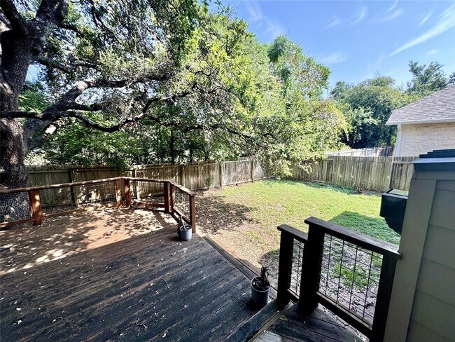 Building Photo - 1507 Avery Elissa Ln