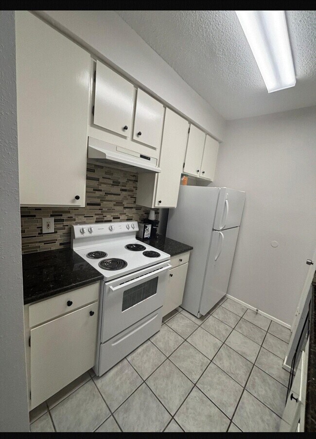 Building Photo - 7900 N Stadium Dr