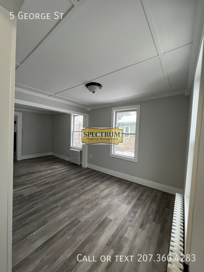 Building Photo - 5 George St