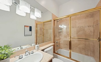 Building Photo - 9323 Alcott St